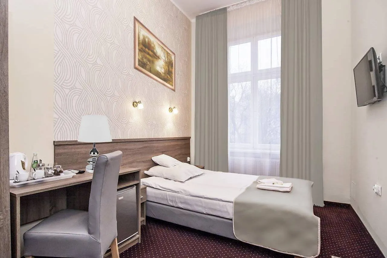 Hotel Maximum 크라쿠프