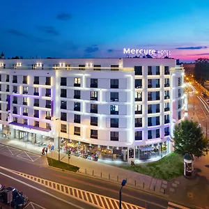 Mercure Stare מלון